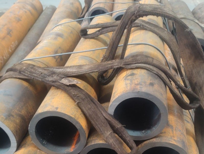 喜德15CrMoG无缝钢管切割